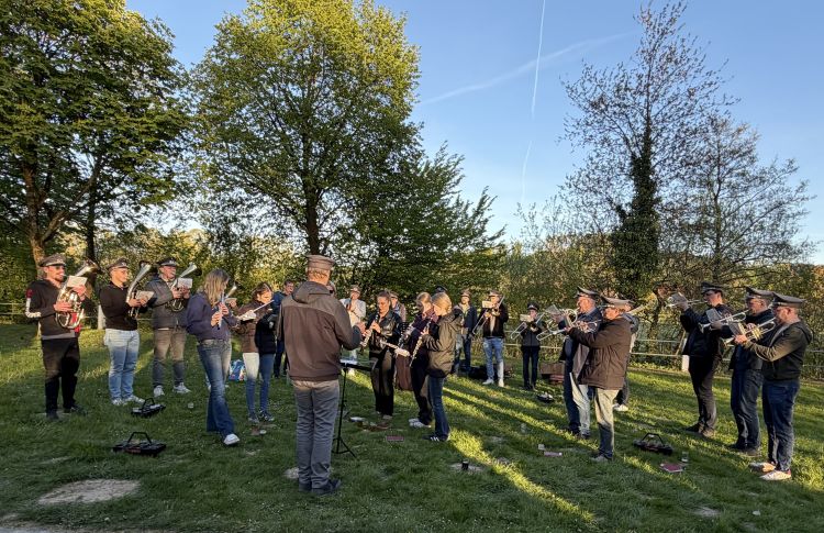 2026 04 30 Maibaum 3 o 750